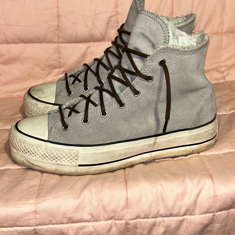 grey suede Platform converse